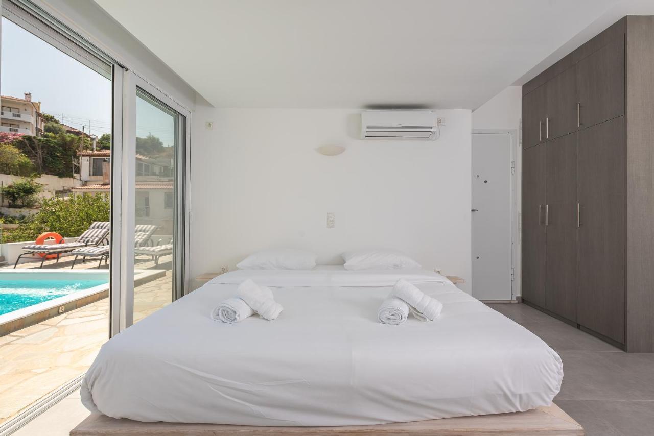 Villa Luna Private Heated Hydro Pool Bbq Beach 4Min Agia Marina Mikrolimanou Luaran gambar